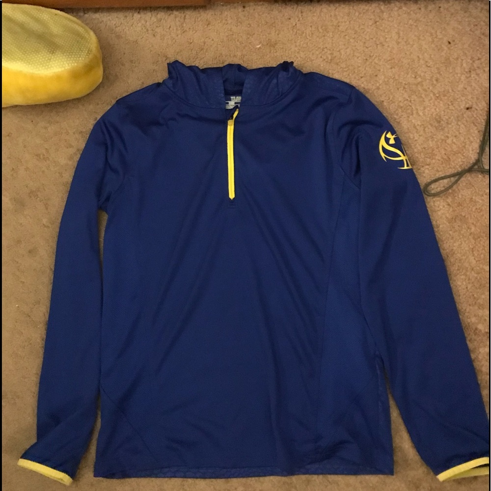 Boys Under Armour Basketball Shirt Sz XL